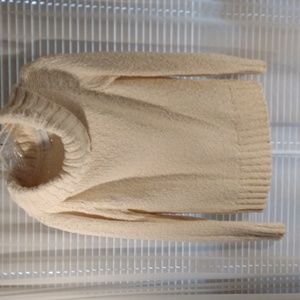 Liz Claiborne cowl neck sweater. Winter white. Size M.